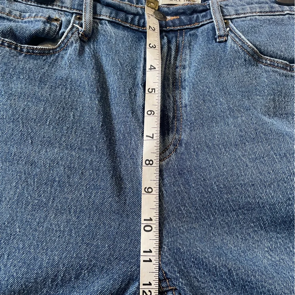 Kirkland Signature Jeans Size 10 - Picture 7 of 9